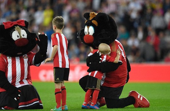 Everton-Bradley-Lowery-2