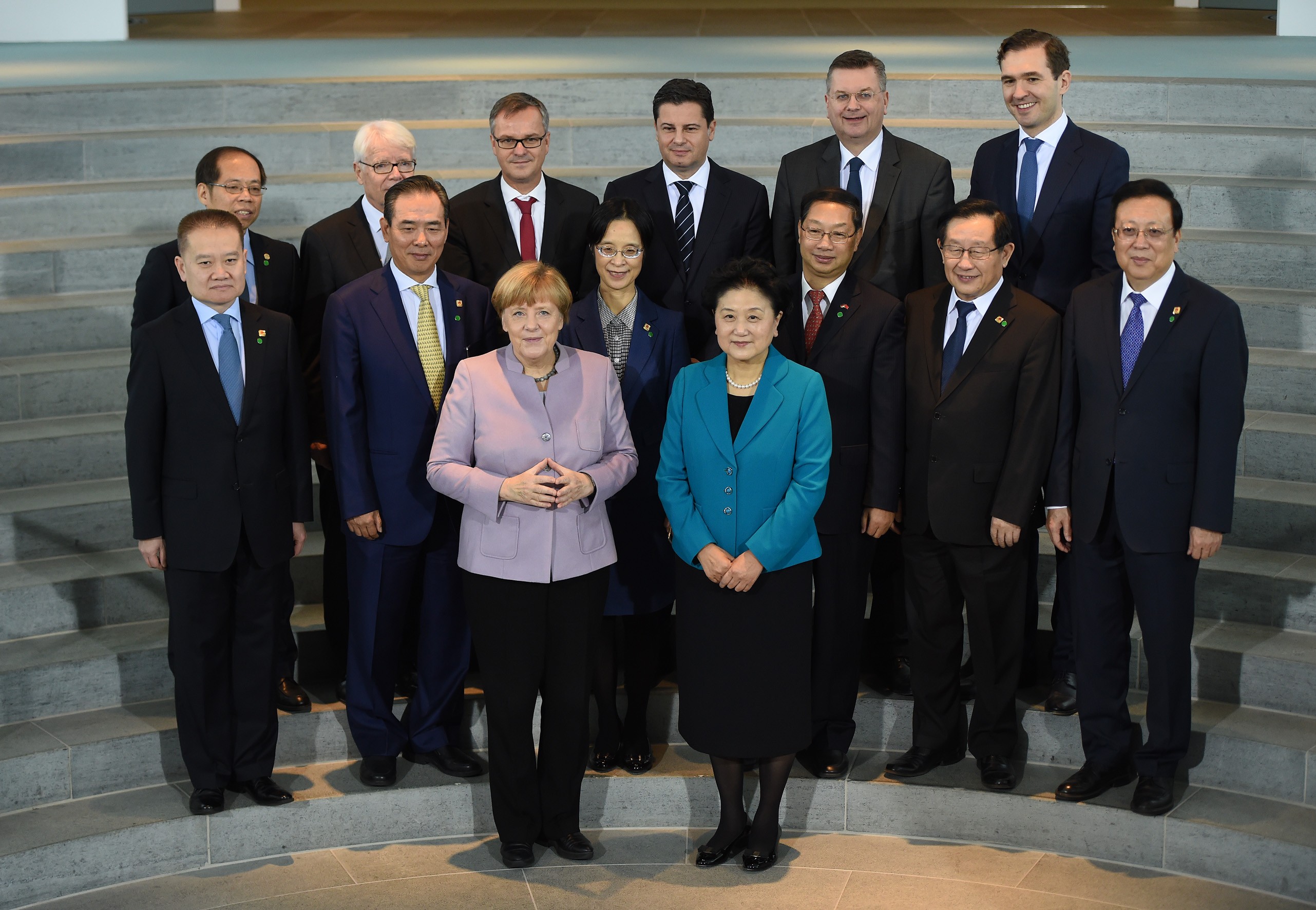 Germany_and_China_sign_comprehensive_soccer_agreement