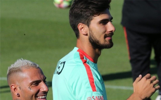 gomes