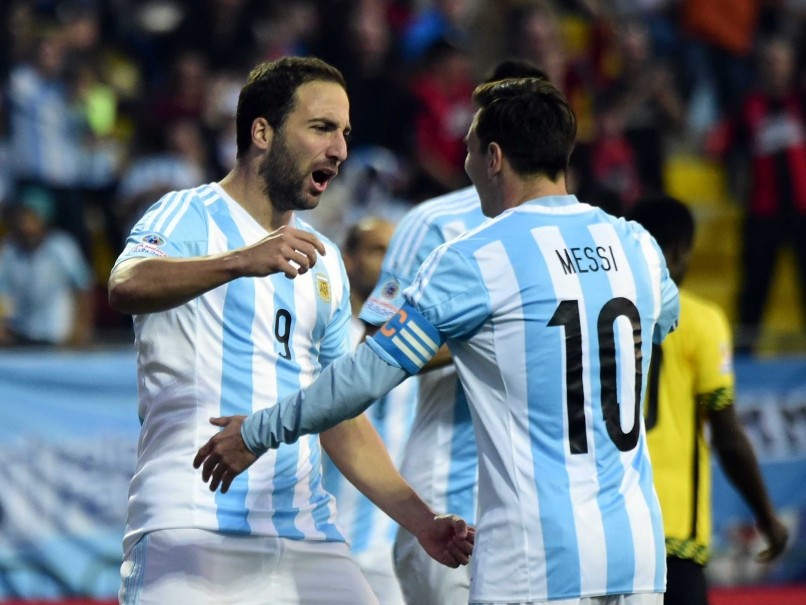 gonzalo-higuain-lionel-messi
