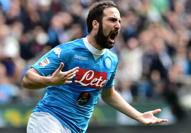 gonzalohiguain-cropped_1skr9hl9fz3391ochzzxxvel9t