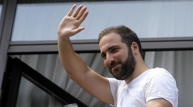 gonzalohiguain-cropped_1xeu027grzv191b75xm26e398a
