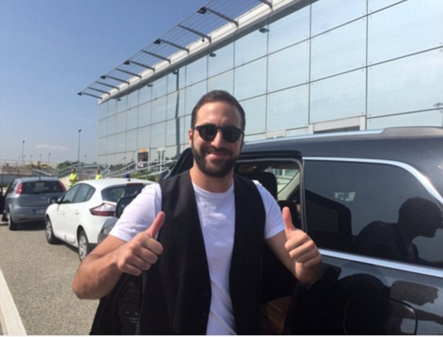 Higuain1