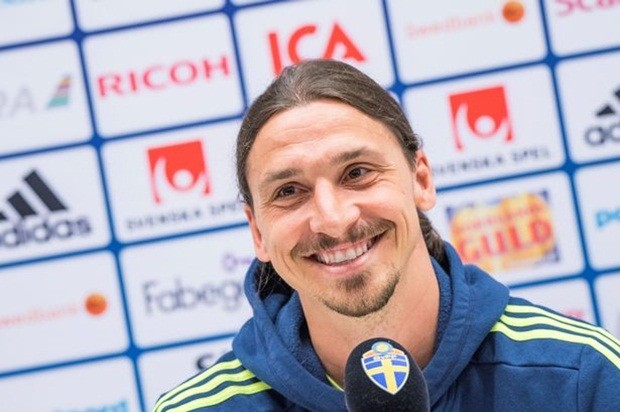 M.U cần phải đẩy nhanh thương vụ Ibrahimovic. Ảnh: Internet.