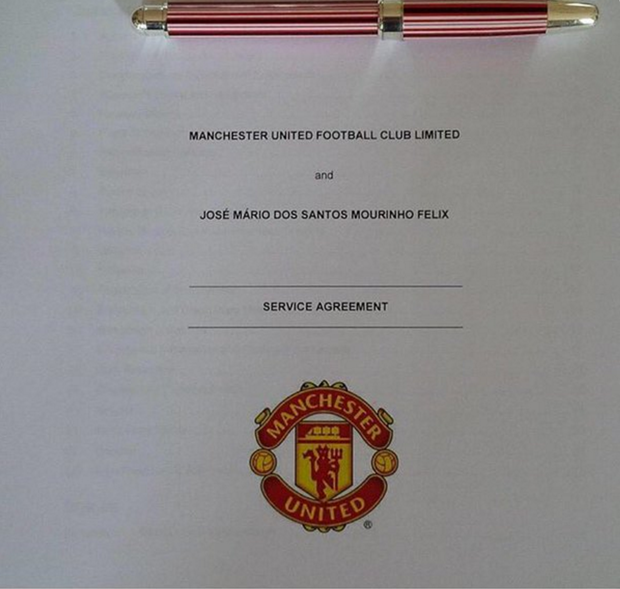 Mourinho đăng trên trang cá nhân. Ảnh: Internet.