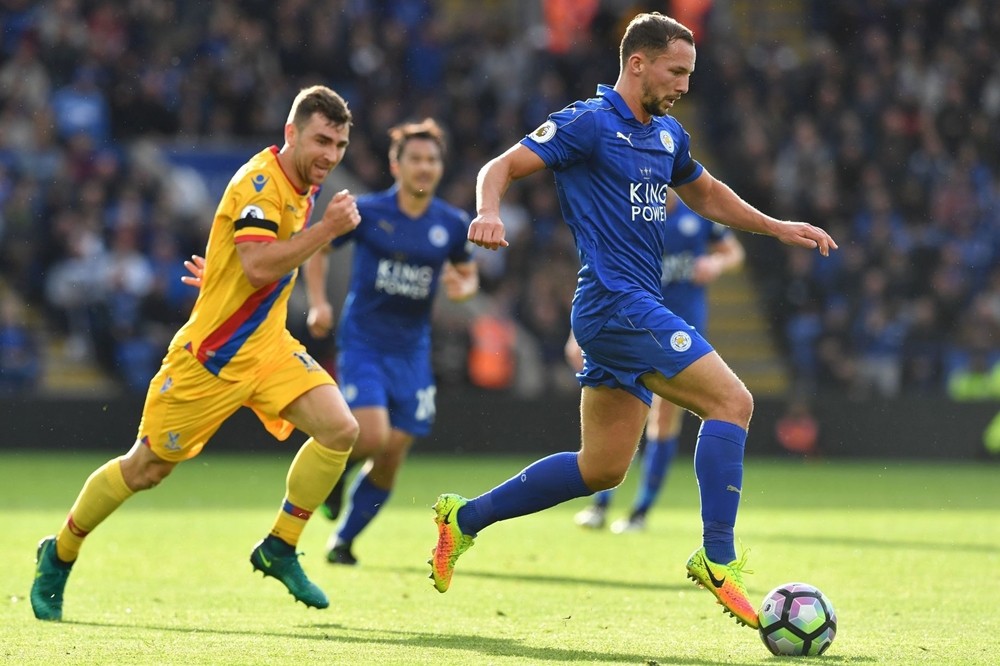 Leicester-3-1-Crystal-1