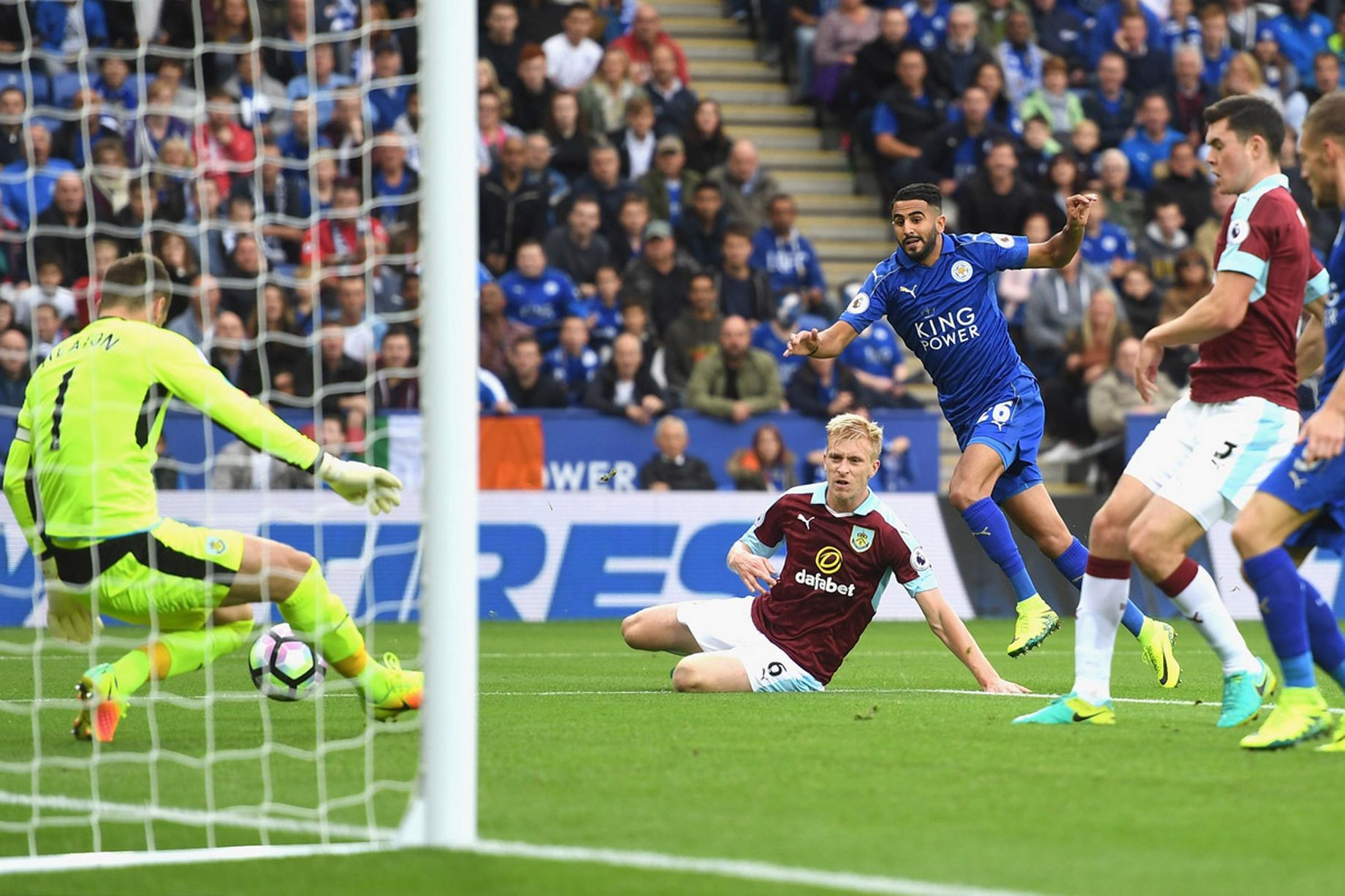 Leicester-City-3-0-Burnle