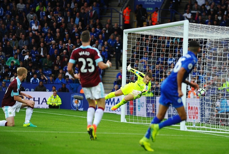 Leicester-City-3-0-Burnle