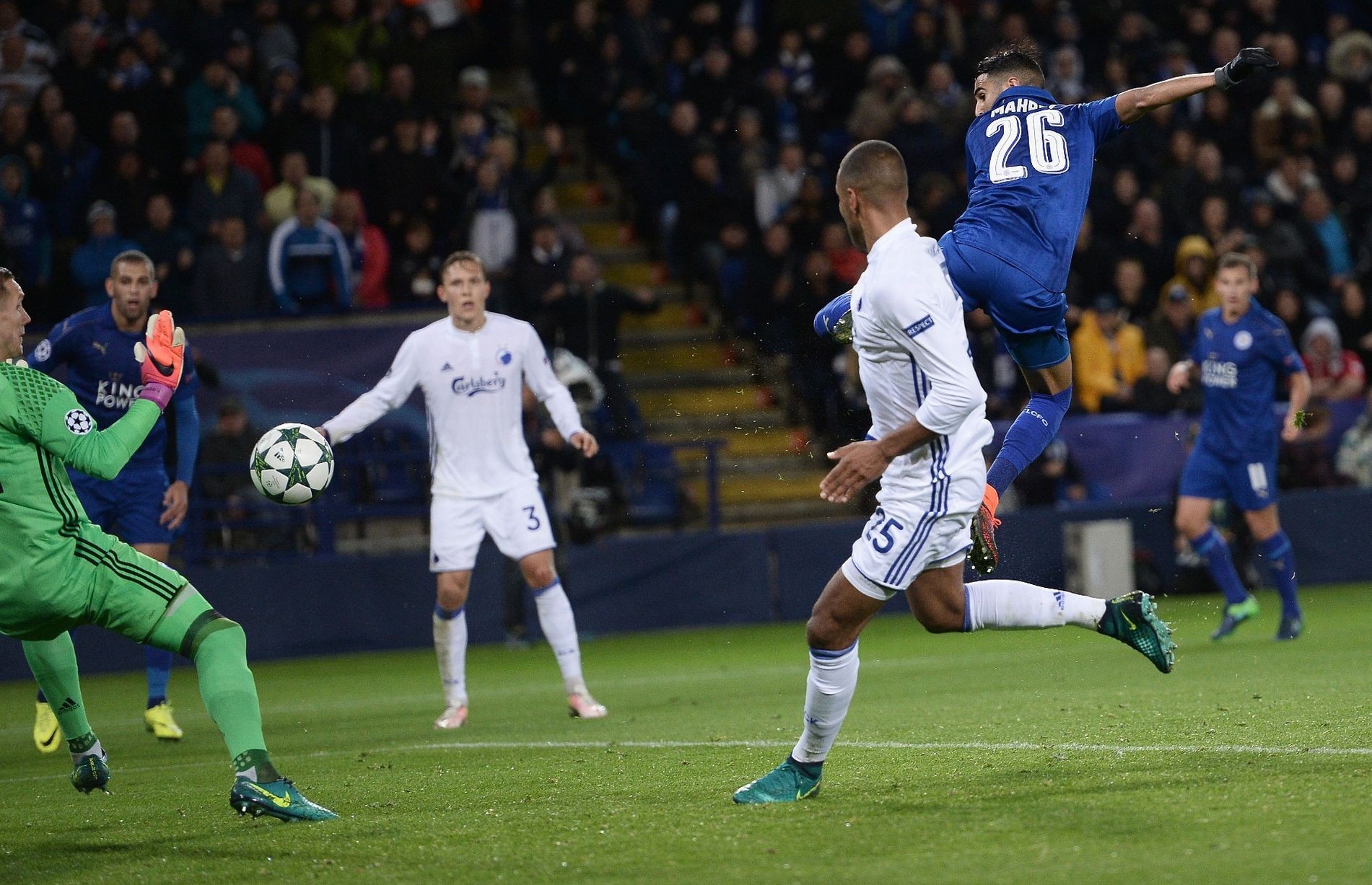 Leicester-City-Algerian-1