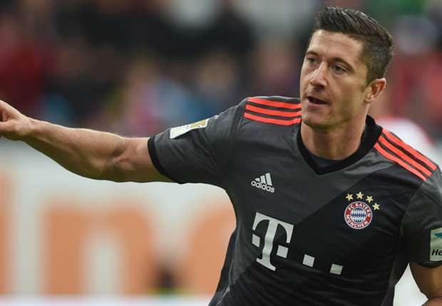 lewandowski-sap-gia-han-voi-bayern-nhan-luong-ngang-muller-1
