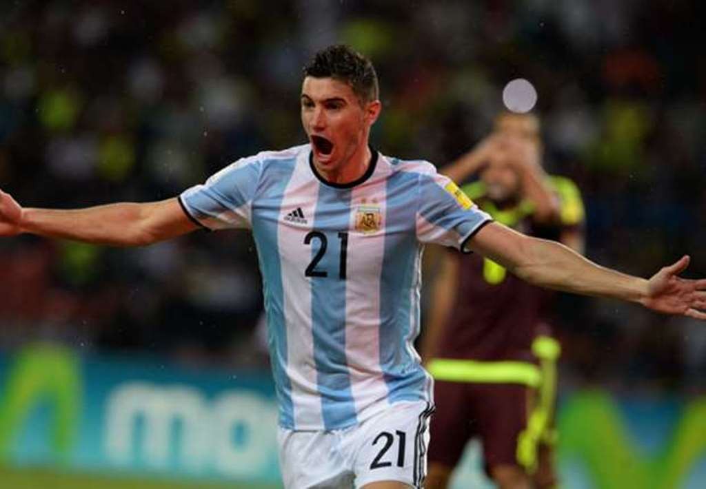 lucas-alario_17nnxs2aipwwl1nbco1pvv6u23
