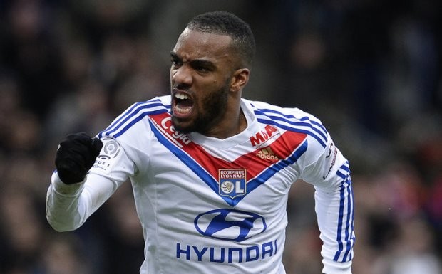 Lyon-v-Evian-Alexandre-Lacazette-celeb_3073031