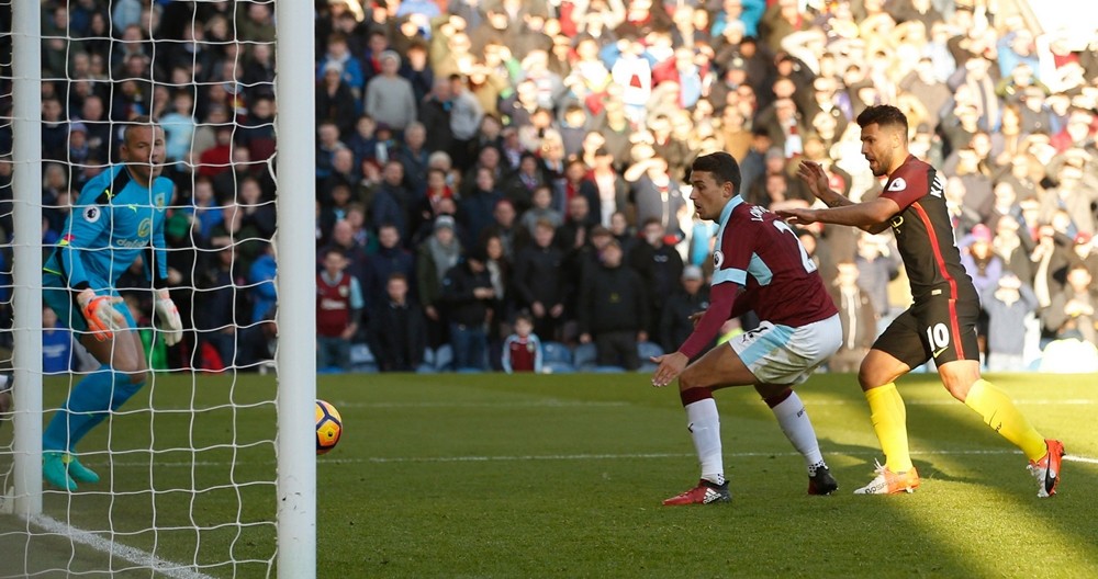 Man-City-2-1-Burnley-8
