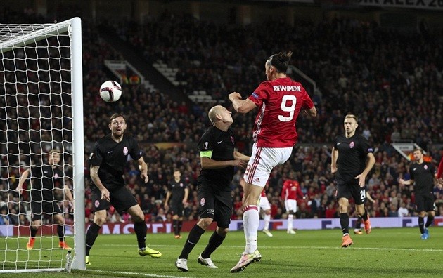 man-united-vs-zorya-22