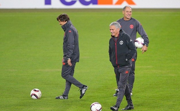 man-utd-tap-luyen-6