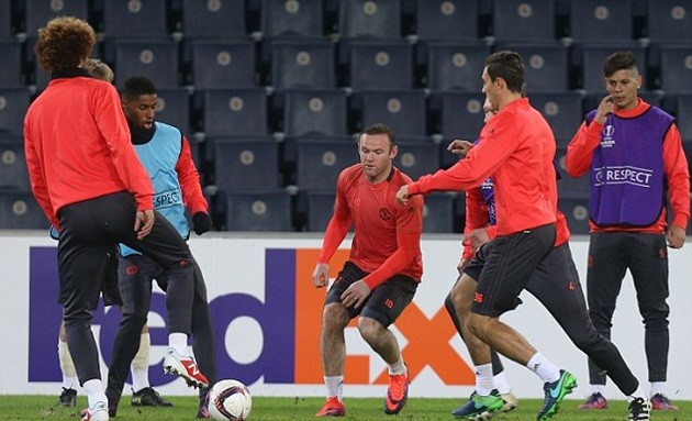 man-utd-tap-luyen-8