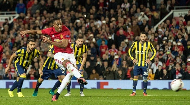 man-utd-vs-fernebahce-7