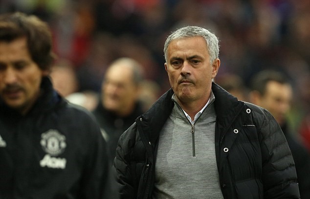manchester-united-nha-2