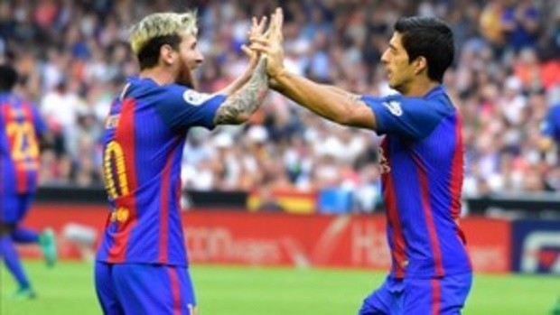 messi-suarez-v-enrich-1480161627800