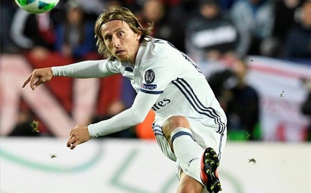 modric-afp--1476886878593