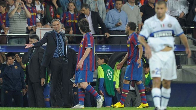 Mourinho luôn phàn nàn về Messi trong quá khứ. Ảnh: Internet.