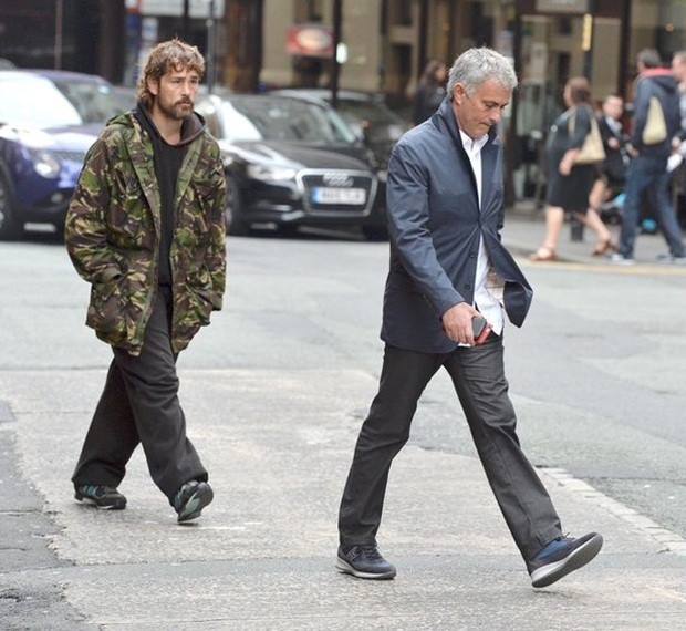 mou6