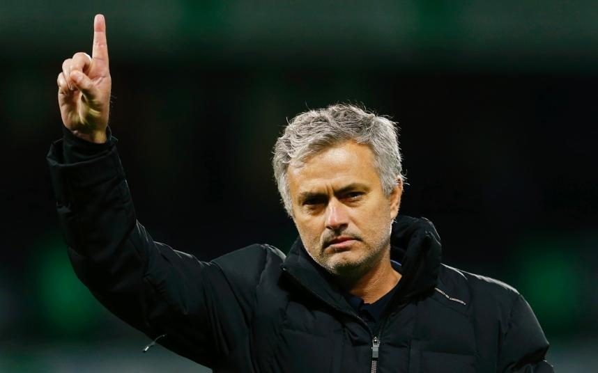 Và cũng không ai phù hợp hơn Mourinho lúc này. Ảnh: Internet.
