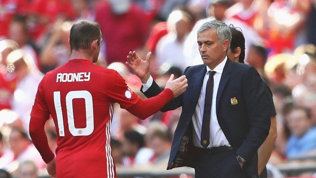 mourinho-loai-rooney-1
