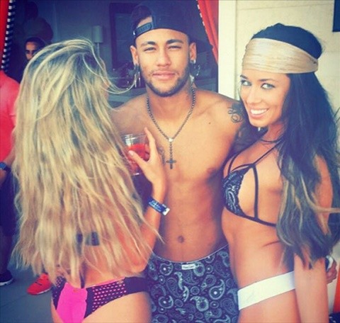 ney2-1014