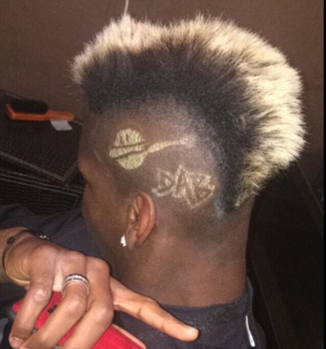 Paul-Pogba-DAB-9