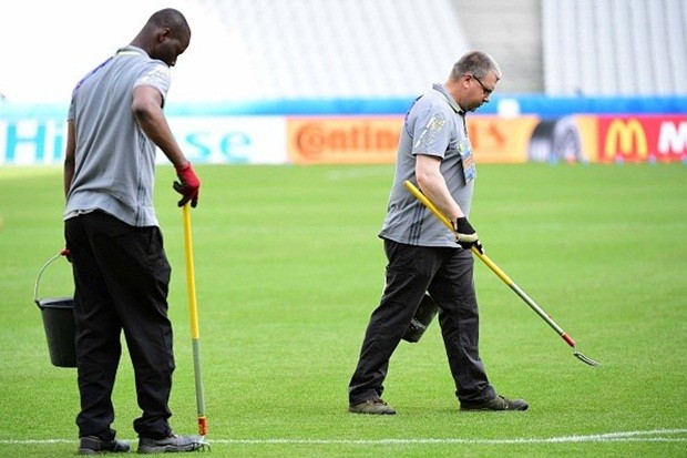 Người Pháp không muốn có bất kỳ sơ sót gì xuất hiện tại lễ khai mạc EURO 2016. Ảnh: Internet.