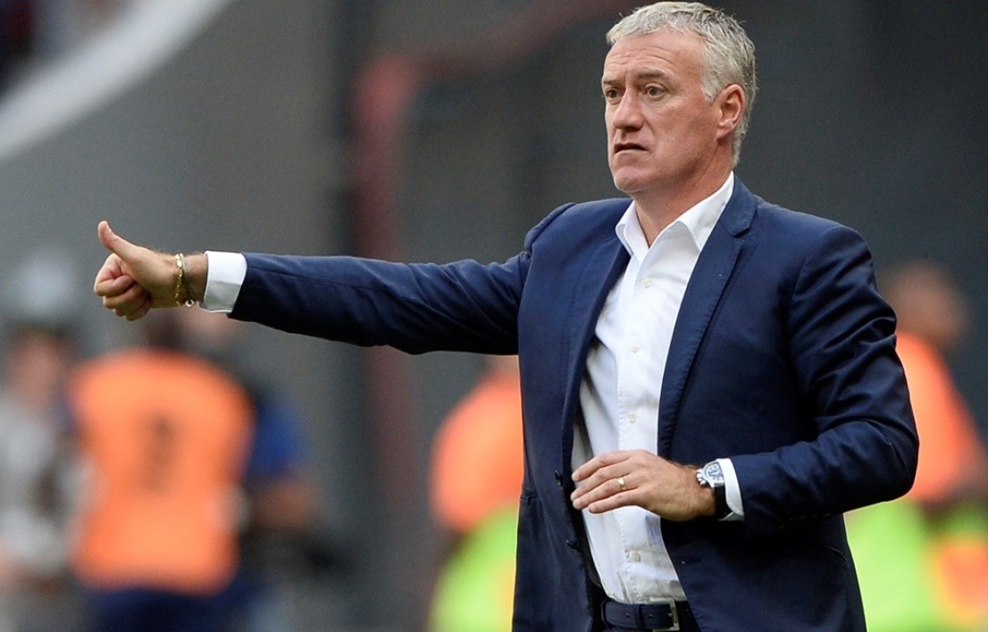 HLV Deschamps sẽ phải đau đầu trong việc giải quyết bài toán hàng phòng ngự. Ảnh: Internet.