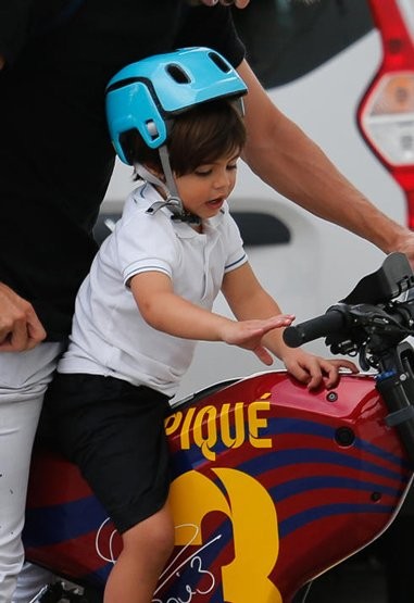 Pique-Milan-4