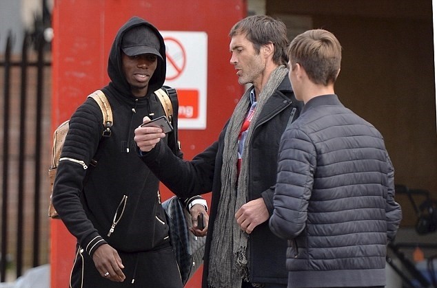 Pogba-gap-cuu-thu-mon-MU-