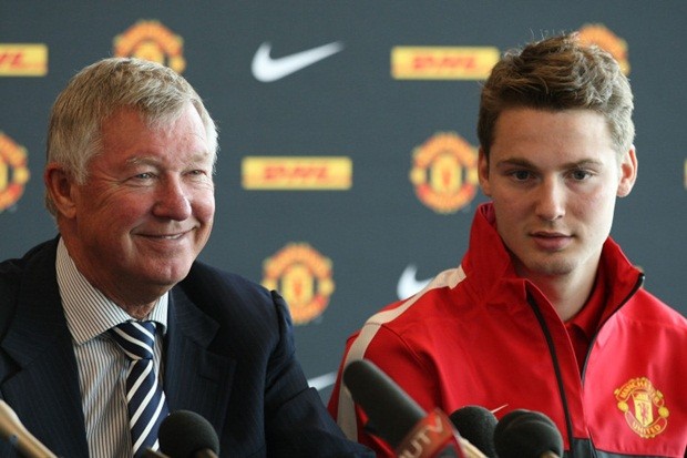 Sir Alex trực tiếp đưa Powell về M.U. Ảnh: Internet.