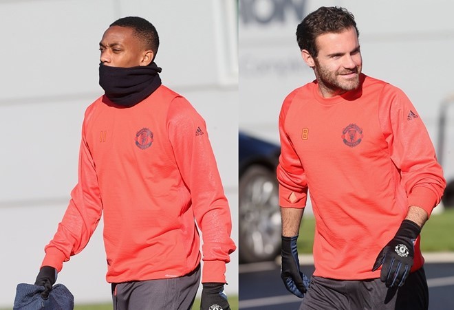 Rooney-MU-7