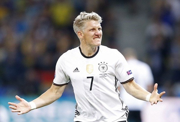 Schweinsteiger có thể hồi sinh trong màu áo tuyển. Ảnh: Internet.