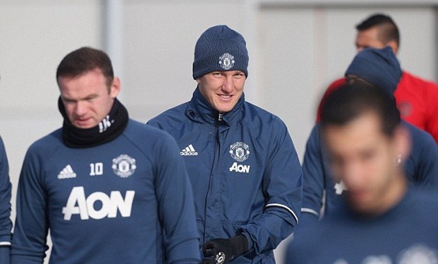 schweinsteiger-tro-lai-1