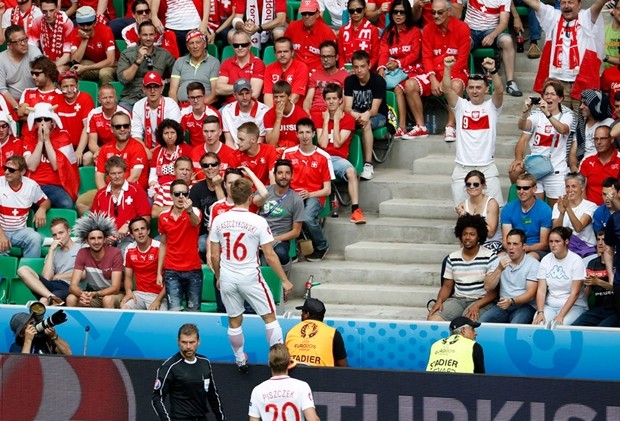 SwitzerlandPoland2