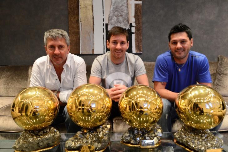 toa-an-phat-anh-trai-messi-di-day-da-bong