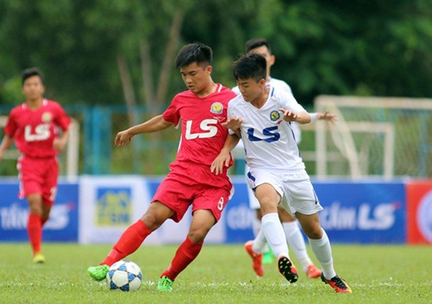 u17