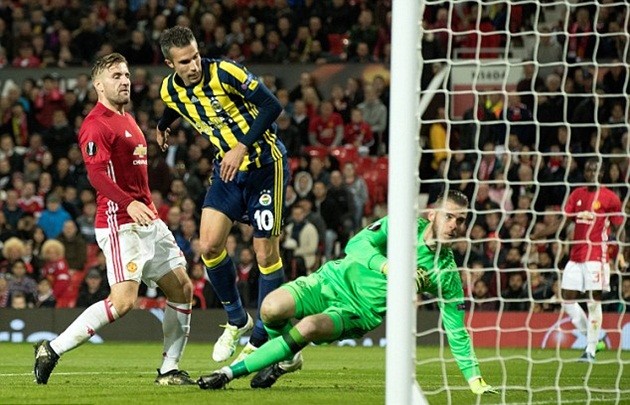 van-persie-vs-man-utd-2