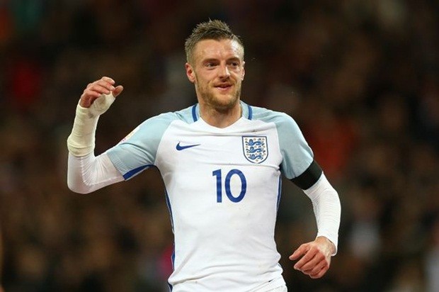 Vardy không được Roy Hodgson tin dùng ở trận ra quân. Ảnh: Internet.