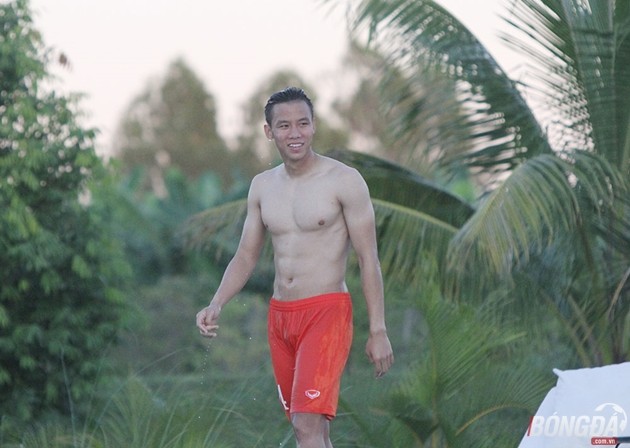Vie-NHai-body-1