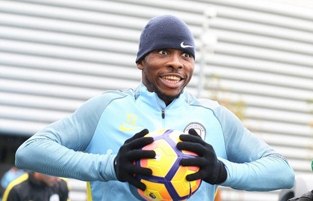 vieira-tham-man-city-3