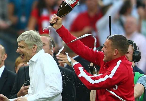 wenger-benh-vuc-rooney