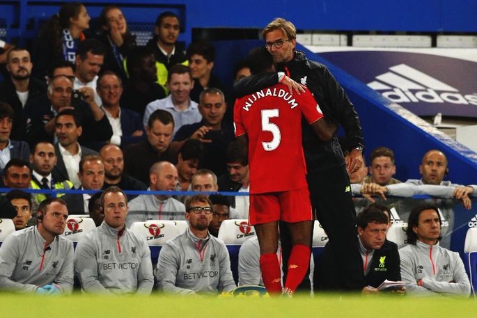 Wijnaldum-chan-thuong-2