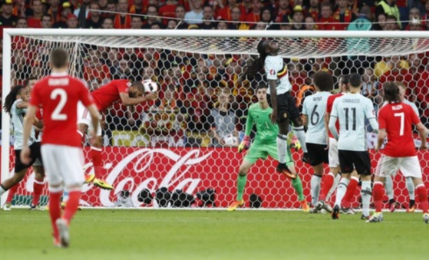 xu-wales-bi-31-gareth-bale-hen-gap-ronaldo