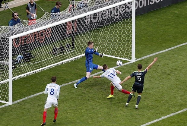 Vardy có pha ghi bàn hợp lệ. Ảnh: Internet.