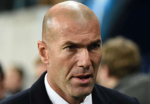 zidane-chi-trich-hoc-tro